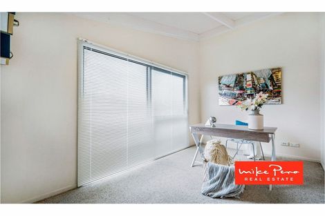 Photo of property in 230 Atkinson Road, Titirangi, Auckland, 0604