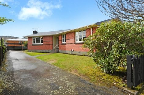 Photo of property in 9 Oregon Drive, Maoribank, Upper Hutt, 5018
