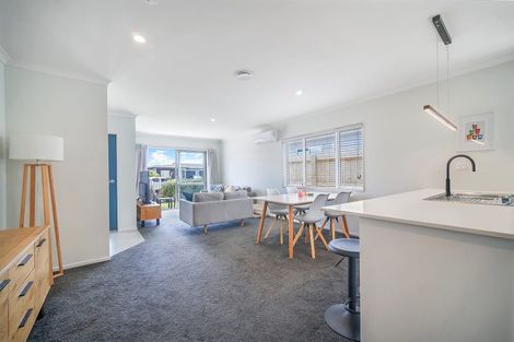 Photo of property in 99 Kuaka Drive, Takanini, 2112