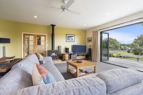 Photo of property in 28 Skudders Beach Road, Kerikeri, 0294