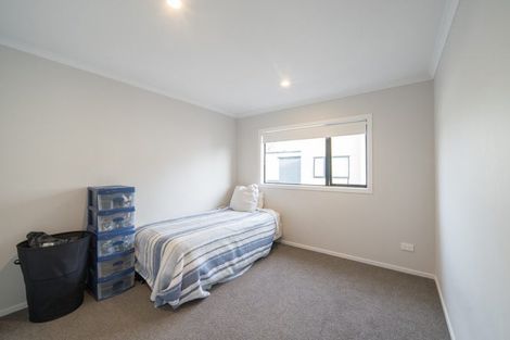 Photo of property in 12 Emmadale Lane, Hamilton East, Hamilton, 3216