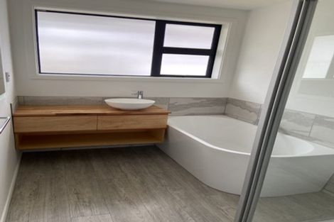 Photo of property in 2/51 Parklands Drive, Huntsbury, Christchurch, 8022