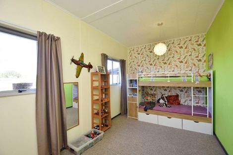 Photo of property in 111 Avon Road, Clifton, Invercargill, 9812