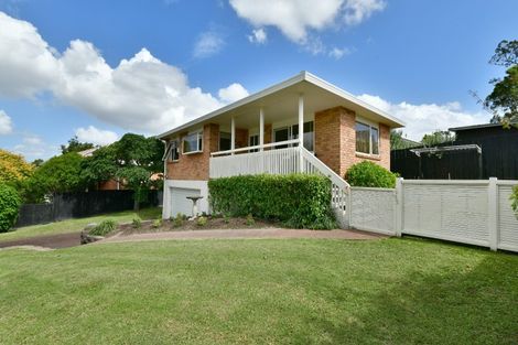 Photo of property in 2a Melia Place, Stanmore Bay, Whangaparaoa, 0932