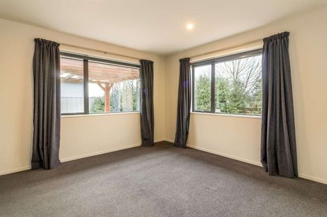 Photo of property in 9 Vittoria Lane, Pegasus, 7612