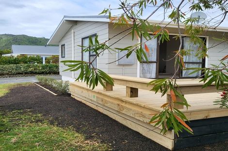 Photo of property in 48a Sylvan Avenue, Waikanae, 5036