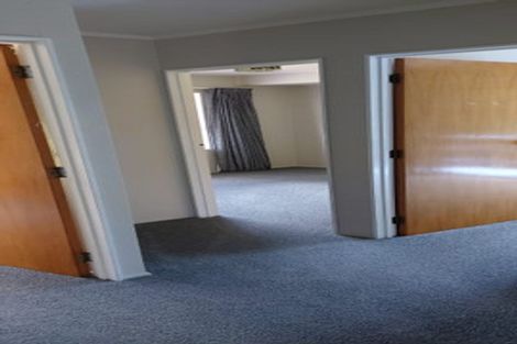 Photo of property in 24 Shearwater Street, One Tree Point, 0118