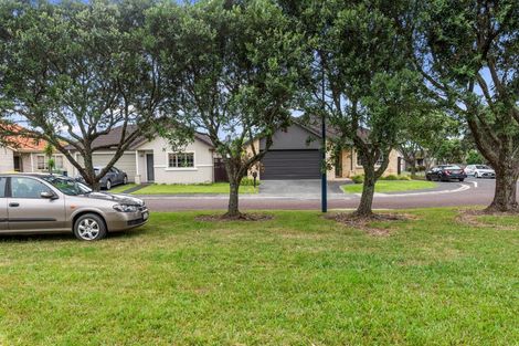 Photo of property in 17 Espalier Drive, Henderson, Auckland, 0612