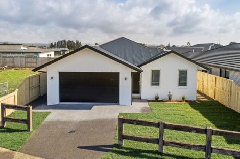 Photo of property in 5 Hanlow Place, Pyes Pa, Tauranga, 3112