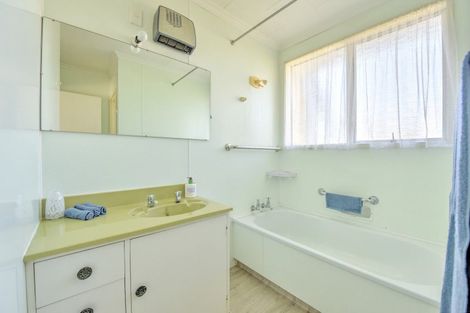 Photo of property in 3 Vogel Street, Gore, 9710