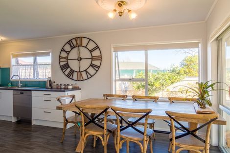 Photo of property in 12 Matipo Place, Edgecumbe, 3120