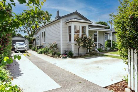 Photo of property in 242 Kimbolton Road, Feilding, 4702