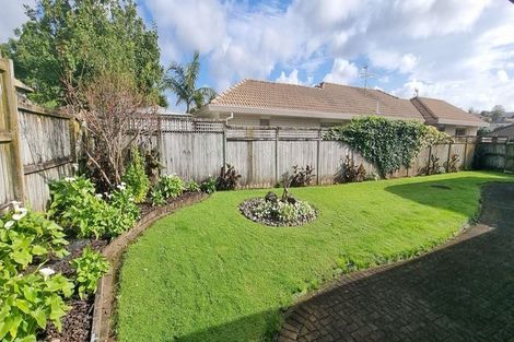 Photo of property in 118 Meadowland Drive, Somerville, Auckland, 2014