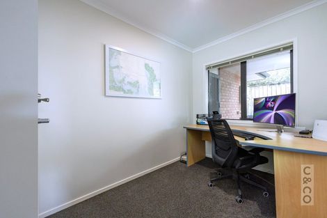 Photo of property in 42 Gilbransen Road, Kumeu, 0810