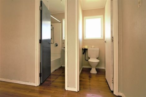 Photo of property in 11 Huia Street, Waiuku, 2123