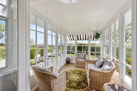 Photo of property in 22 Main Road, Mount Pleasant, Christchurch, 8081