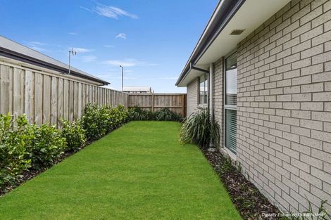 Photo of property in 90 Broadway Parade, Rolleston, 7615