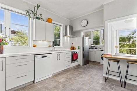 Photo of property in 11 Cooper Street, Lansdowne, Masterton, 5810