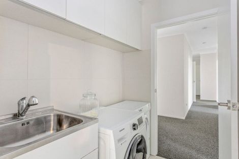 Photo of property in 6 Hehan Close, Cambridge, 3434