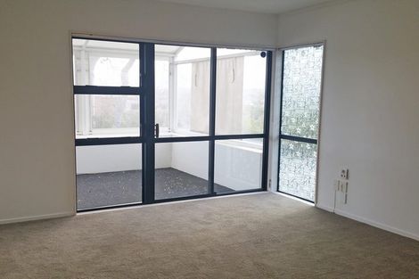Photo of property in 2/25 Walter Street, Hauraki, Auckland, 0622