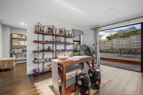 Photo of property in 3 Manawanui Way, Orewa, 0931