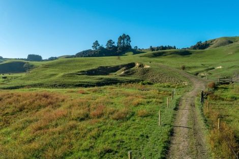 Photo of property in 880 Kopuku Road, Maramarua Forest, Pokeno, 2471