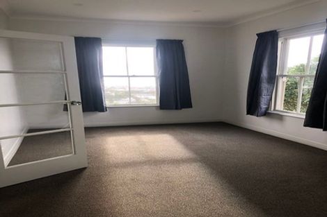 Photo of property in 21 Disley Street, Highbury, Wellington, 6012