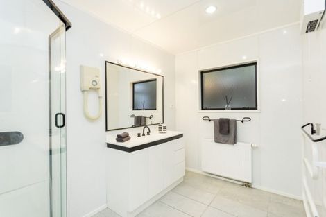 Photo of property in 21 Calvert Place, Shiel Hill, Dunedin, 9013