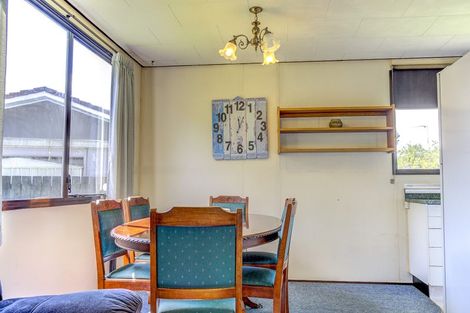 Photo of property in 14 Sequoia Place, Pukete, Hamilton, 3200