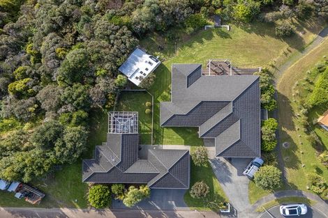 Photo of property in 51 Balboa Drive, Matakatia, Whangaparaoa, 0930
