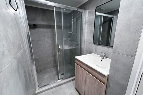 Photo of property in 22 Botany Road, Howick, Auckland, 2010