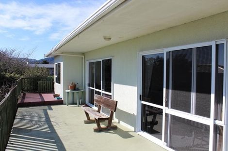 Photo of property in 64 Selwyn Street, Pohara, Takaka, 7183