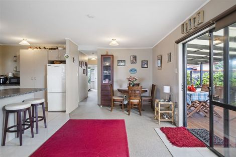 Photo of property in 7 Taihiki Road, Clarks Beach, 2122