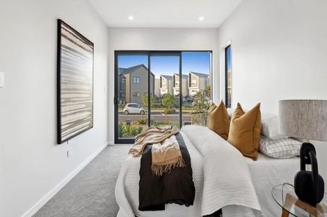 Photo of property in 22 Pukeko Road, Hobsonville, Auckland, 0616