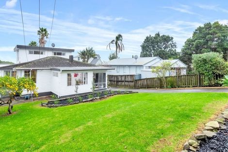 Photo of property in 5 Sullivan Avenue, Mangere Bridge, Auckland, 2022