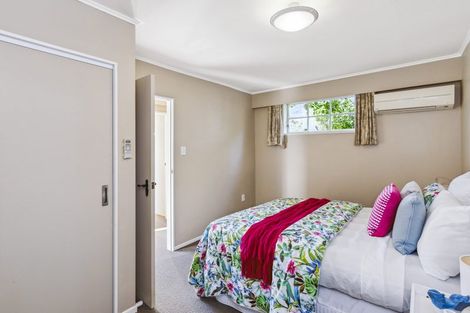 Photo of property in 37 Kapanui Road, Waikanae, 5036