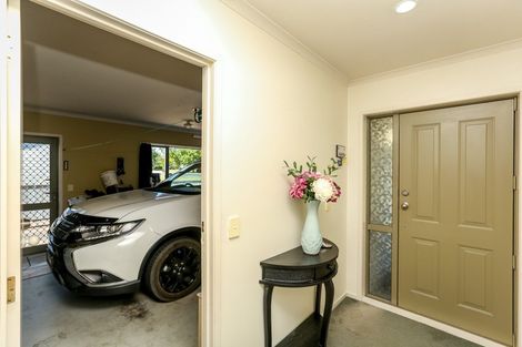 Photo of property in 5 Rimu Street, Inglewood, 4330