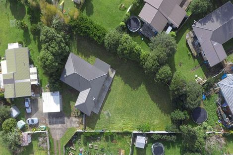 Photo of property in 16 Rata Street, Waiuku, 2123