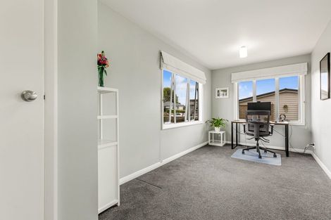 Photo of property in 103a Wharf Road, Te Atatu Peninsula, Auckland, 0610