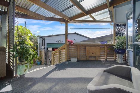 Photo of property in 3 Frostbite Place, Ranui, Auckland, 0612