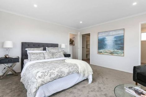 Photo of property in 54 Hayfield Way, Karaka, Papakura, 2113