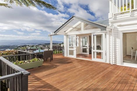 Photo of property in 39 Karepa Street, Brooklyn, Wellington, 6021