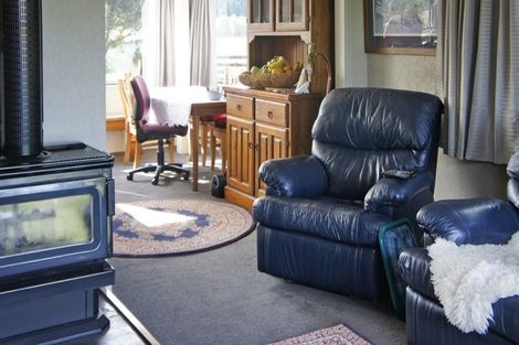 Photo of property in 150 Owaka Valley Road, Owaka, 9586