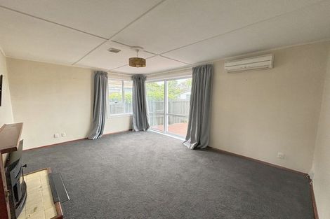 Photo of property in 6 Avro Crescent, Hornby, Christchurch, 8042