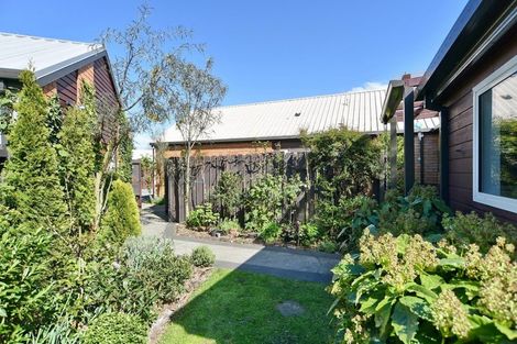 Photo of property in 2/33 Studholme Street, Somerfield, Christchurch, 8024