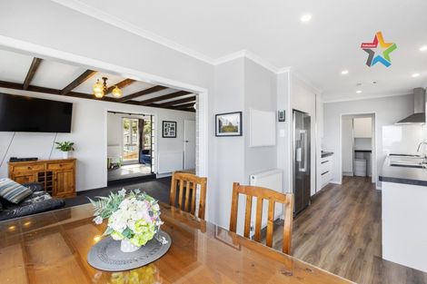 Photo of property in 68 Dowse Drive, Maungaraki, Lower Hutt, 5010