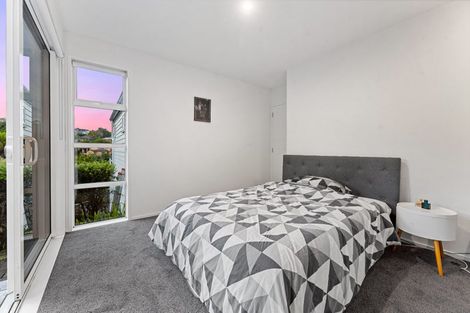Photo of property in 11 Landvale Court, Browns Bay, Auckland, 0630
