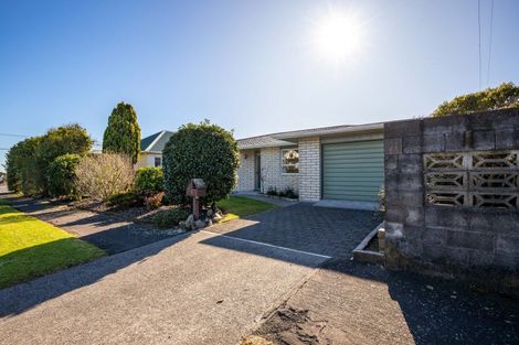 Photo of property in 1 Wrantage Street, Westown, New Plymouth, 4310