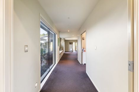 Photo of property in 5/454 Stoney Creek Road, Kelvin Grove, Palmerston North, 4470