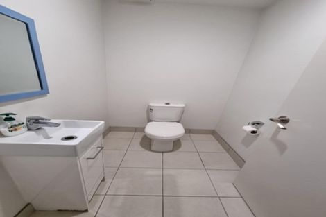 Photo of property in 96 Mcleod Road, Te Atatu South, Auckland, 0610